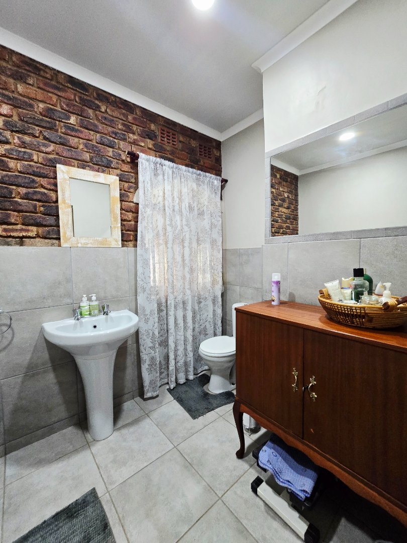 3 Bedroom Property for Sale in La Hoff North West